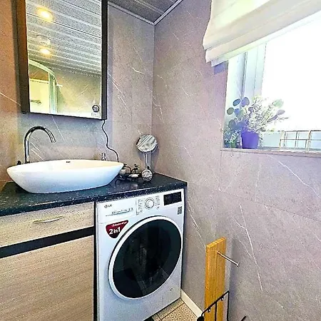 Hotel Cofy Rentals, A/c, Free Parking, Online Check-in! Tallinn